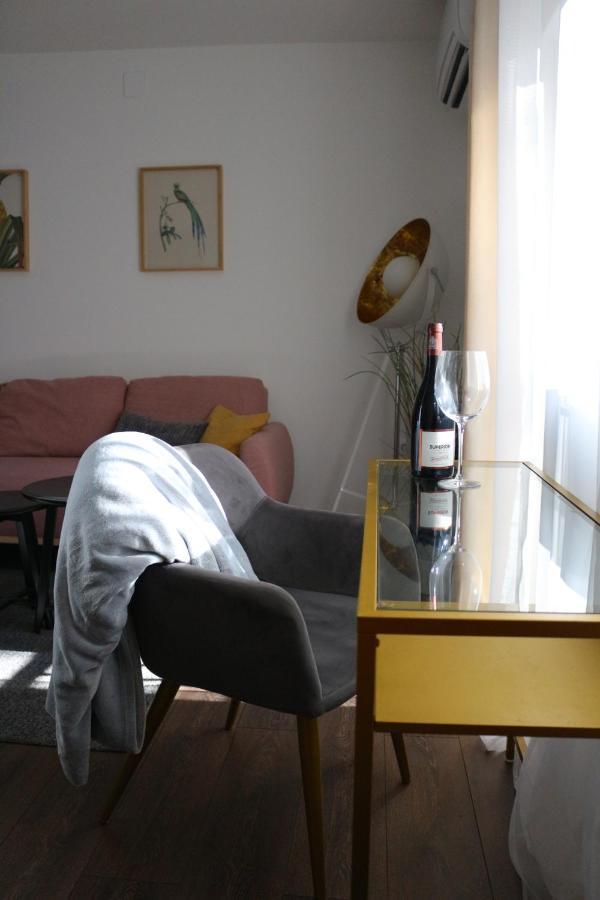 זאגרב Luca, Digital Nomad Getaway Studio Apartment מראה חיצוני תמונה